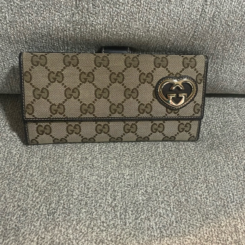 Gucci long wallet